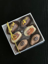Load image into Gallery viewer, Stuffed Dessert Date Box
