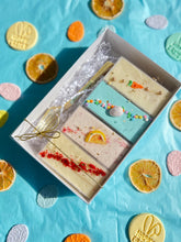 Load image into Gallery viewer, Easter Tasting Box

