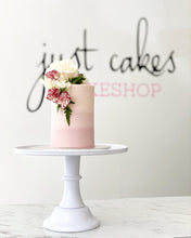 Load image into Gallery viewer, Size: 4&quot; one tier. Icing exterior: Dusty pink ombre
